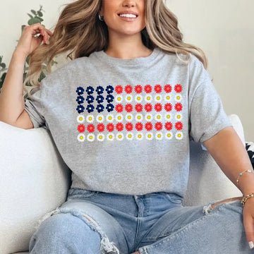 American Flag Daysies, Flowers Independence Day T-shirt - 0
