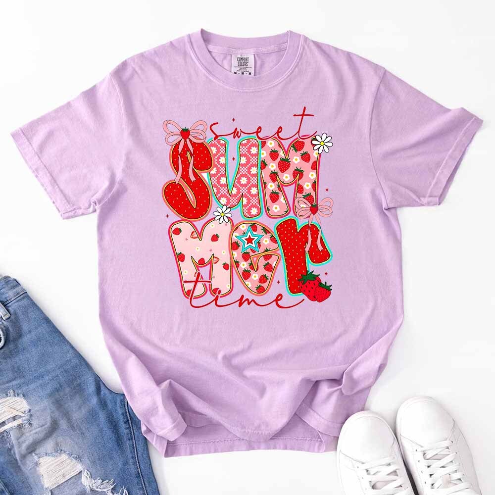 Sweet Summertime Graphic Tee – Cute Retro Summer T-Shirt, Aesthetic Beach Vibes, Casual Trendy Outfit