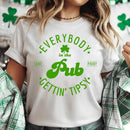 Funny Shirt – Everybody in the Pub Gettin' Tipsy Tee-1
