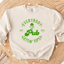Funny Shirt – Everybody in the Pub Gettin' Tipsy Tee-15