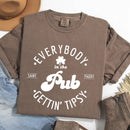 Funny Shirt – Everybody in the Pub Gettin' Tipsy Tee-10